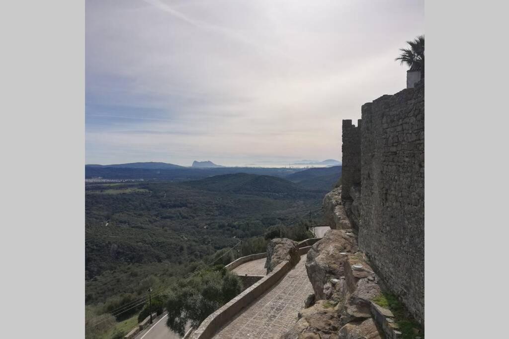 Casa En Fortaleza Medieval Castellar de la Frontera Exteriér fotografie